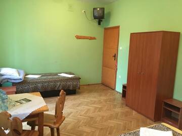 Фото номера Трехместный номер Курортные отели uKazika г. Orawka 3