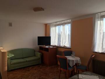 Фото номера Большой двухместный номер с 1 кроватью Курортные отели uKazika г. Orawka 6